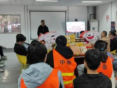 校领导巡视实习、看望京东实习实训学生(图8)